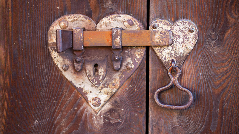 heart shaped door lock